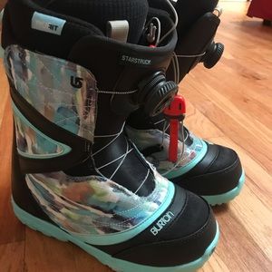 Burton Women’s Starstruck Snowboarding Boots